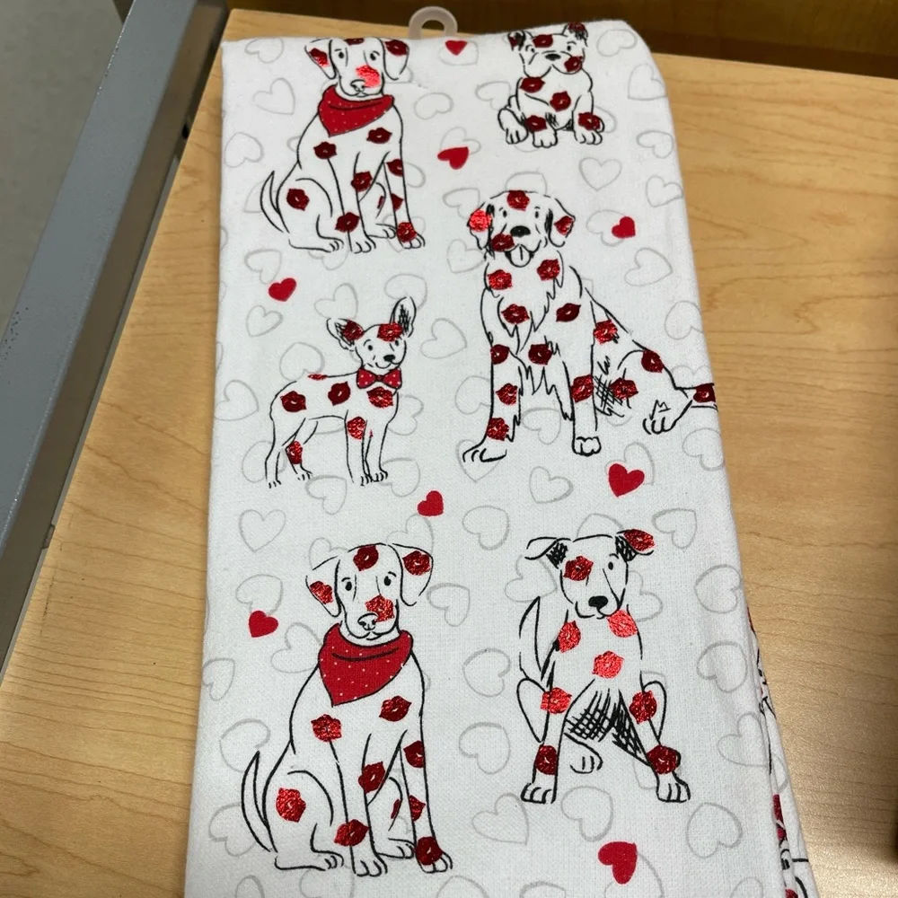 Valentine Dogs Kitchen Towels w/Red Trim & Foil Lips, set of 2 Towels NWT